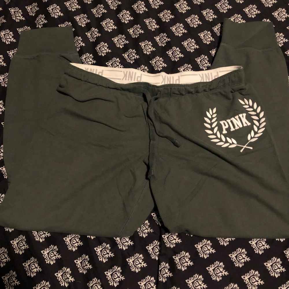 PINK Victoria’s Secret sweatpants green